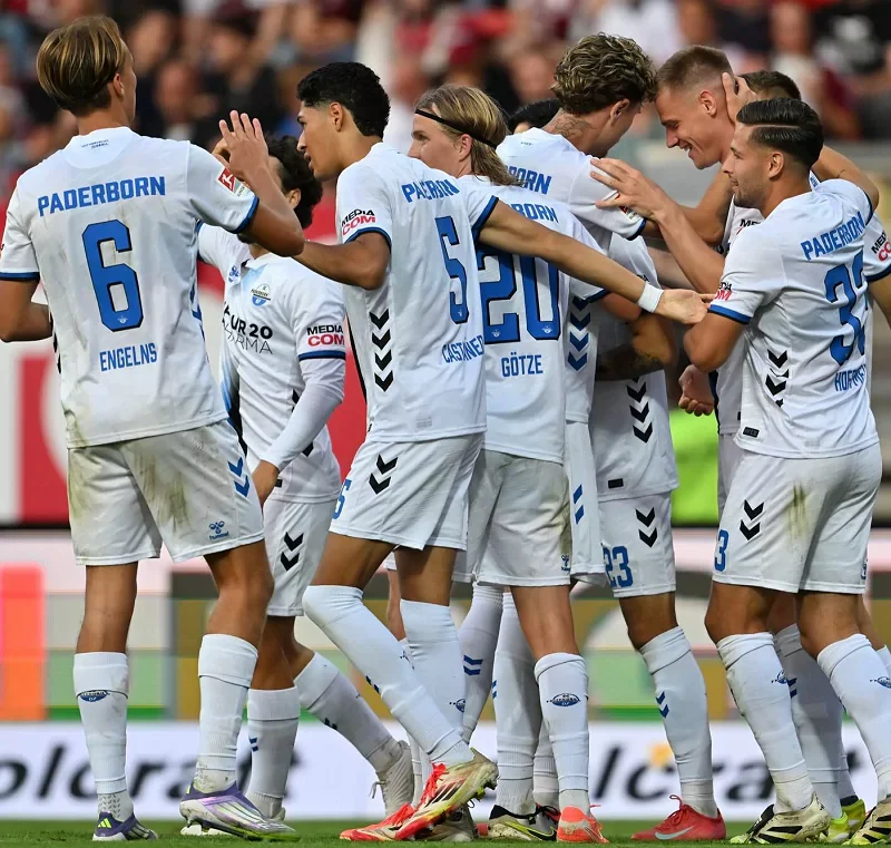Paderborn có lợi thế để đánh bại Bochum