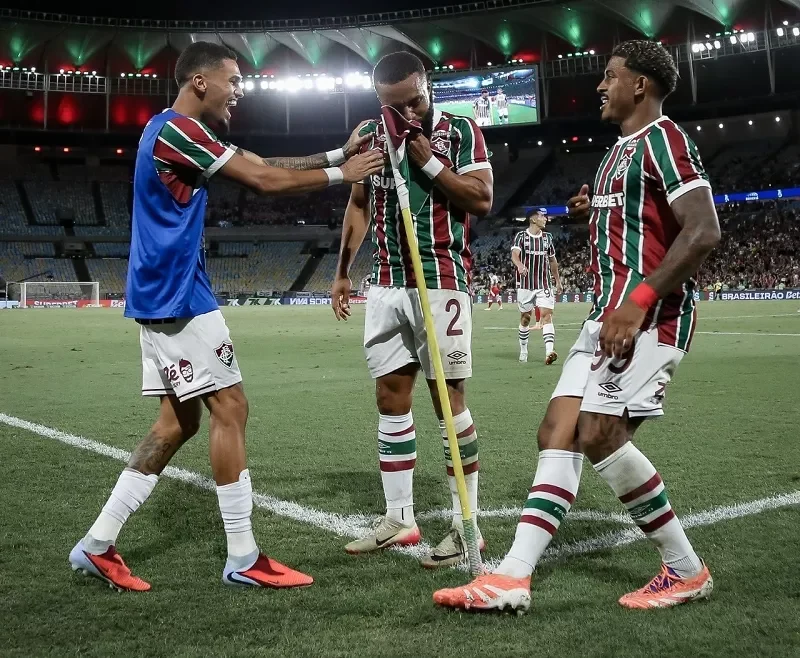 Fluminense vs Flamengo đều thi đấu tốt