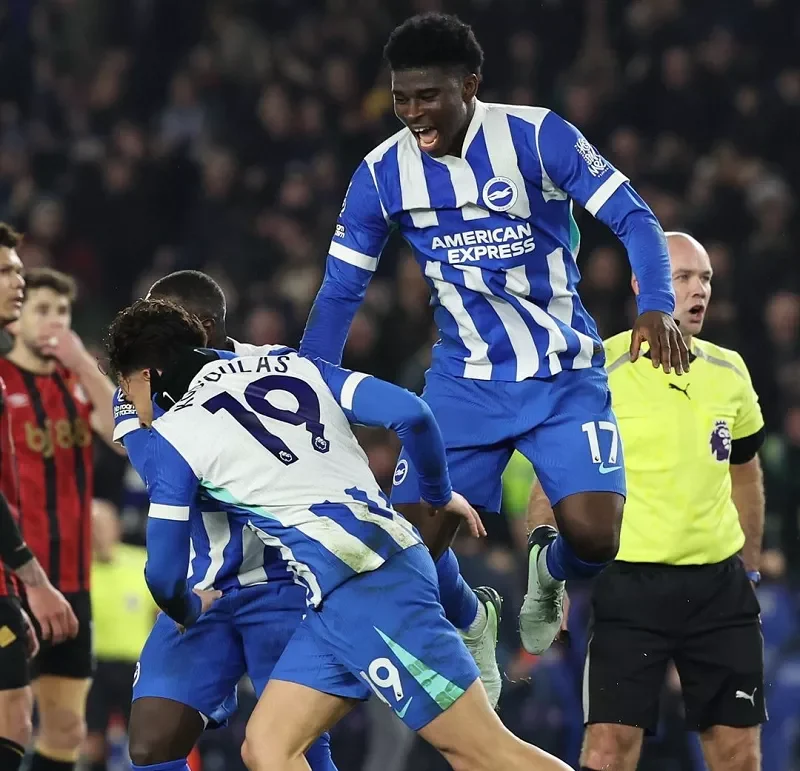 Brighton vs Everton không có nhiều chênh lệch trên BXH